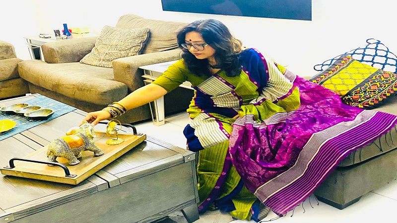 শি রী ণ  বে বী 